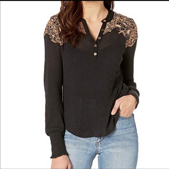 Free People NWT Easy Breezy Floral Appliqué Henley - Picture 3 of 7